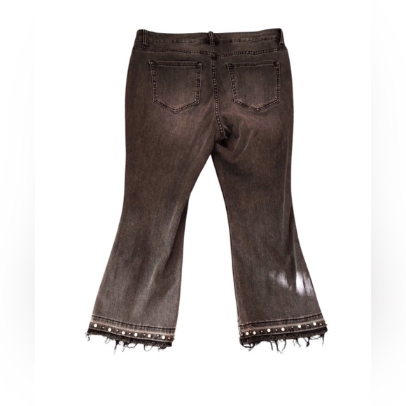 Lane Bryant Sz 16 Kick Boot Black Frayed Hem Cropped Jeans Pearl Frayed Hem - Picture 2 of 5